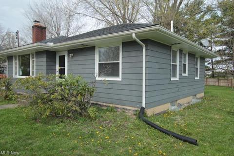 8876 School St, Windham, OH 44288 photo 3
