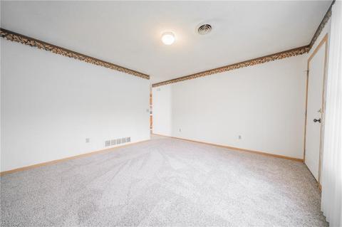 242 Morgan Ave, Elyria, OH 44035 photo 8