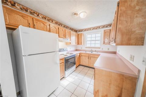 242 Morgan Ave, Elyria, OH 44035 photo 13