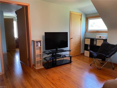 1133 E Ridgewood Dr, Seven Hills, OH 44131 photo 16