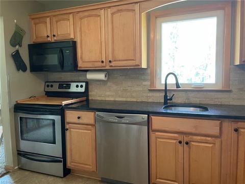 1133 E Ridgewood Dr, Seven Hills, OH 44131 photo 8