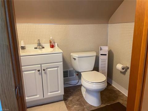 1133 E Ridgewood Dr, Seven Hills, OH 44131 photo 19
