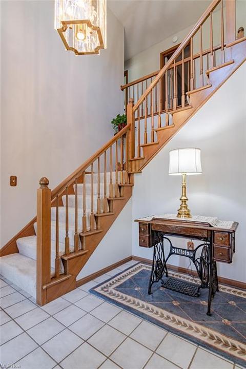34000 Ada Dr, Solon, OH 44139 photo 4