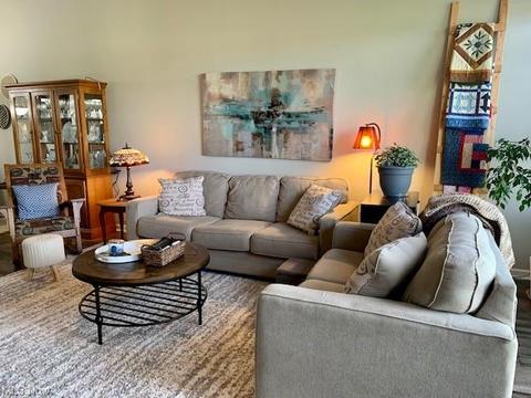 803 Walcutt Ct, Lagrange, OH 44050 photo 2