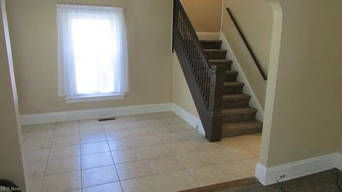 277 Columbus St, Elyria, OH 44035 photo 9