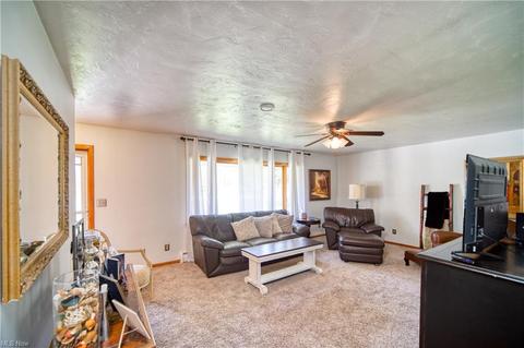 29316 White Rd, Willoughby Hills, OH 44092 photo 6