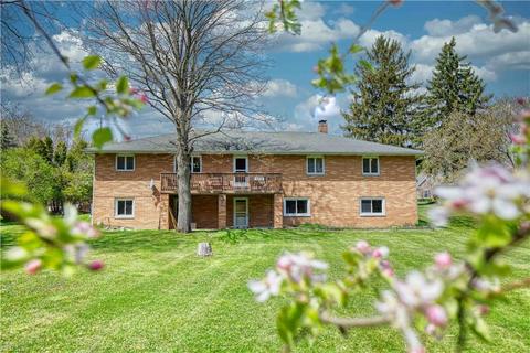 29316 White Rd, Willoughby Hills, OH 44092 photo 2