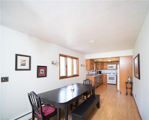 29316 White Rd, Willoughby Hills, OH 44092 photo 5