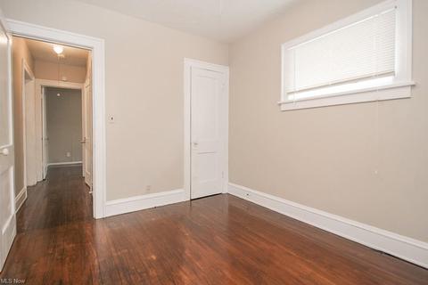 4703 Maplecrest Ave, Parma, OH 44134 photo 19