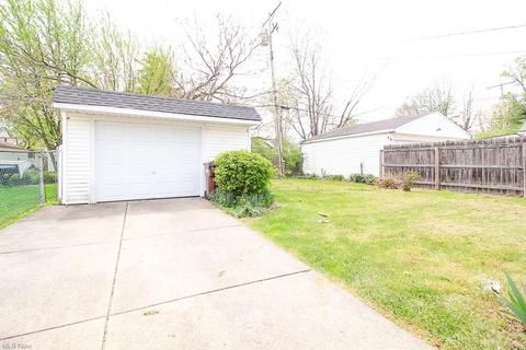 4703 Maplecrest Ave, Parma, OH 44134 photo 21
