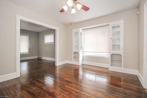 4703 Maplecrest Ave, Parma, OH 44134 photo 6