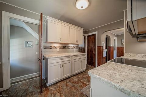 4794 Highland Dr, Willoughby, OH 44094 photo 17