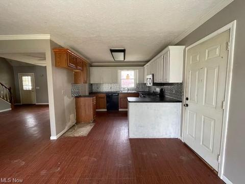 433 Hendrix Blvd, Lagrange, OH 44050 photo 9