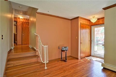 5810 Memory Dr, New Franklin, OH 44319 photo 5