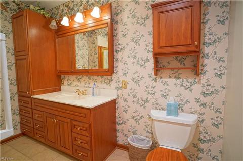 5810 Memory Dr, New Franklin, OH 44319 photo 32