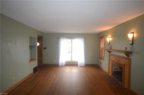 2809 Brookview Blvd, Parma, OH 44134 photo 4