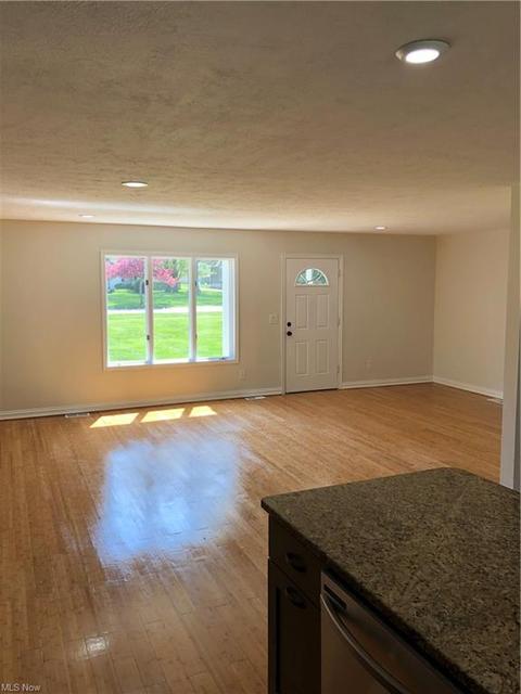 6503 Willow Dr, Independence, OH 44131 photo 3