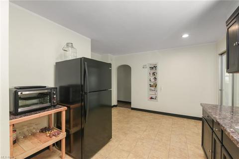 702 E 34th St, Lorain, OH 44055 photo 14