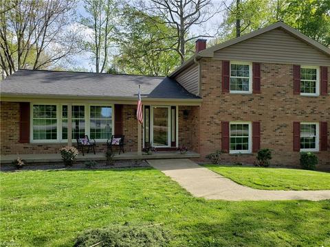 4234 Caylor Ct, Ashtabula, OH 44004 photo 2
