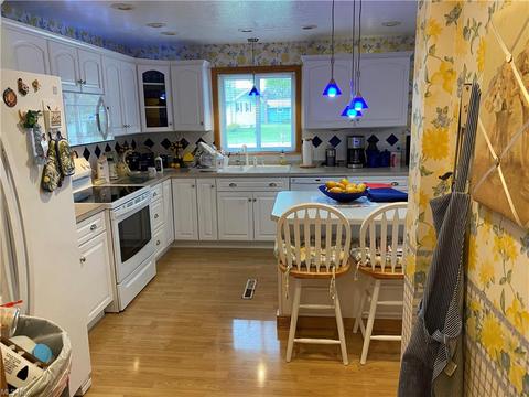 145 Evans Dr, Coshocton, OH 43812 photo 18