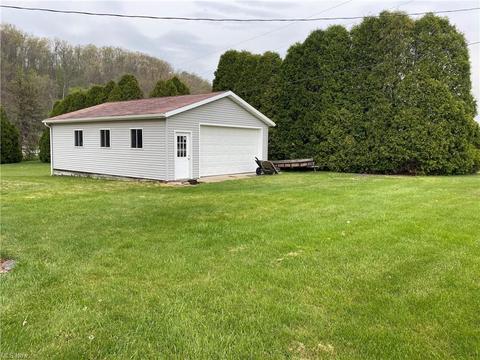 145 Evans Dr, Coshocton, OH 43812 photo 26