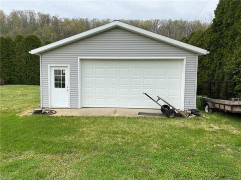 145 Evans Dr, Coshocton, OH 43812 photo 8