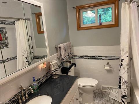 145 Evans Dr, Coshocton, OH 43812 photo 10