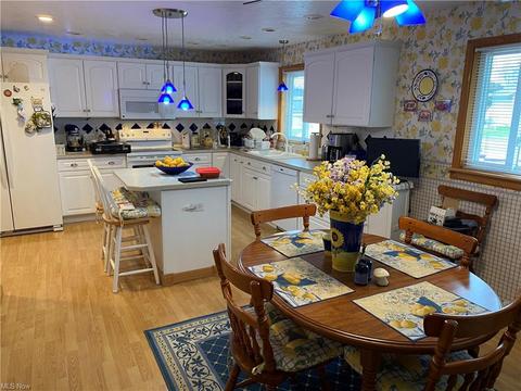 145 Evans Dr, Coshocton, OH 43812 photo 5