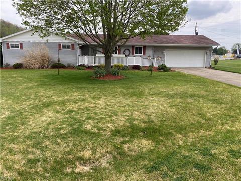 145 Evans Dr, Coshocton, OH 43812 photo 14