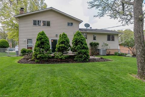 6020 Sequoia Dr, Parma, OH 44134 photo 8