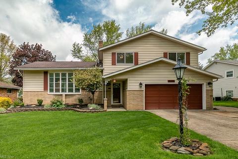 6020 Sequoia Dr, Parma, OH 44134 photo 1