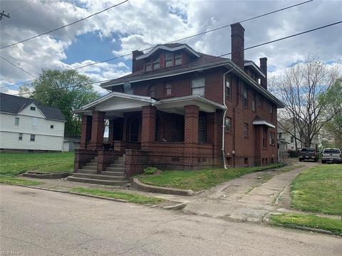 217 Lincoln Ave NW, Canton, OH 44708 photo 1