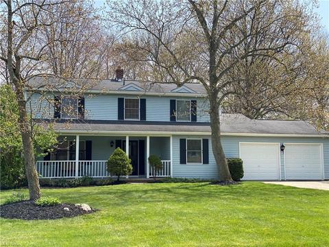 6957 Longview Dr, Solon, OH 44139 photo 1