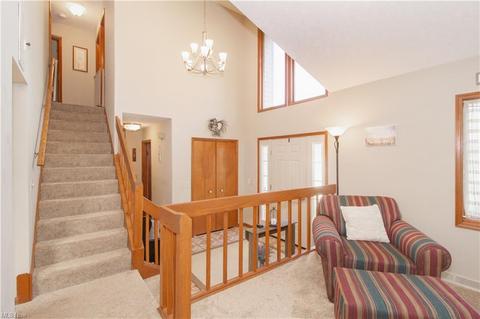 8656 Hendricks Rd, Mentor, OH 44060 photo 3
