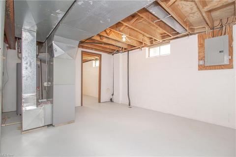 8656 Hendricks Rd, Mentor, OH 44060 photo 31