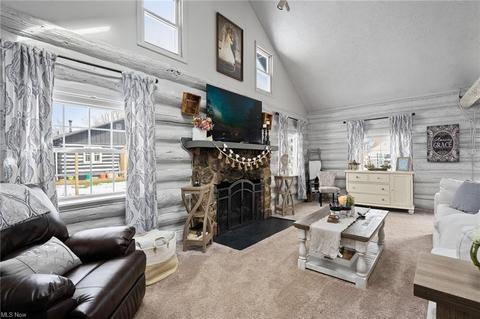 27220 Orange St, Beloit, OH 44609 photo 3