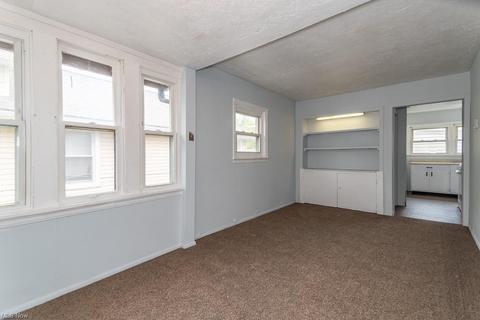115 E 220th St, Euclid, OH 44123 photo 11