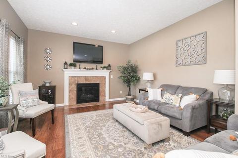4100 Primrose Way, Lorain, OH 44053 photo 6