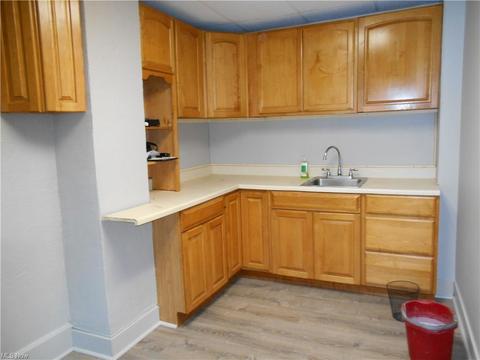 5303 Nathan Ave, Ashtabula, OH 44004 photo 2