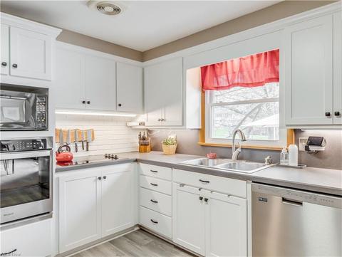 1548 Corrib Ave NW, Canton, OH 44708 photo 14