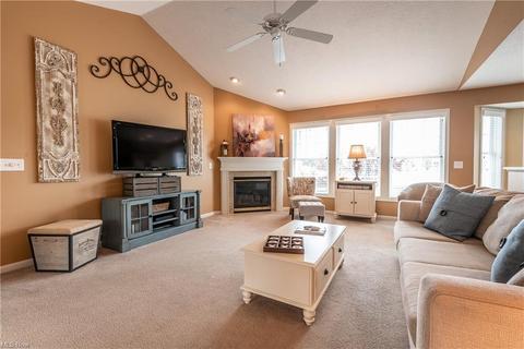7014 Spring Walk Dr NE, Canton, OH 44721 photo 3
