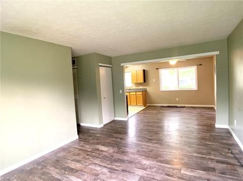 9834 Blanton Dr, Windham, OH 44288 photo 13