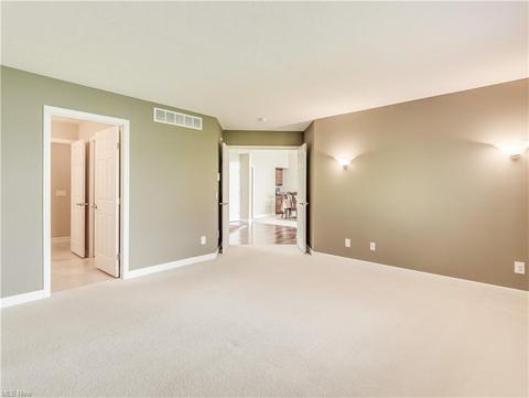 2585 River Downs, Stow, OH 44224 photo 14