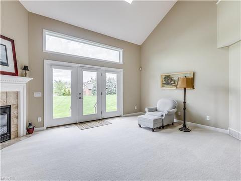 2585 River Downs, Stow, OH 44224 photo 4