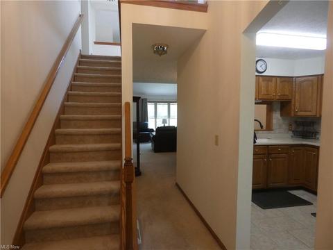 120 Waters Edge Dr, Elyria, OH 44035 photo 20