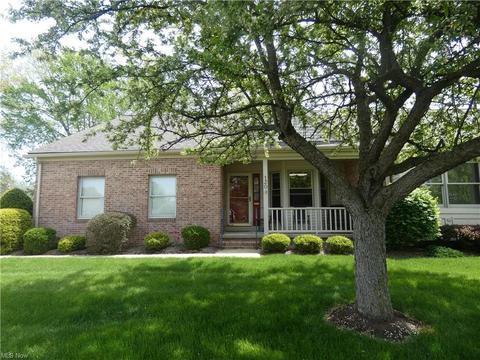 120 Waters Edge Dr, Elyria, OH 44035 photo 2