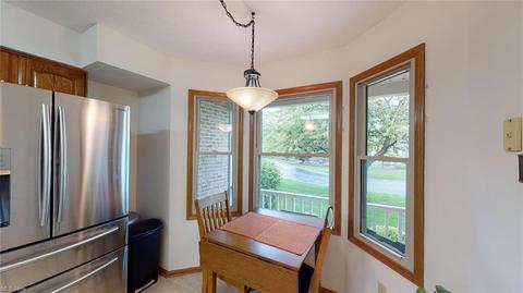 120 Waters Edge Dr, Elyria, OH 44035 photo 5