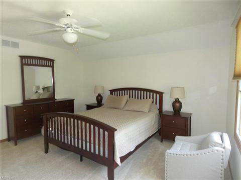 120 Waters Edge Dr, Elyria, OH 44035 photo 23