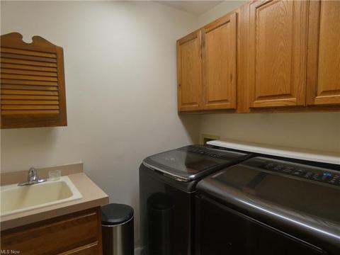 120 Waters Edge Dr, Elyria, OH 44035 photo 16