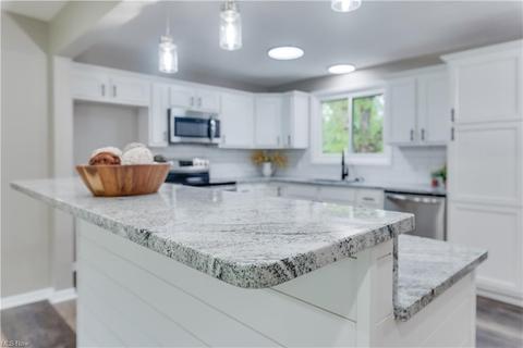 7317 Marelis Ave NE, Canton, OH 44721 photo 9